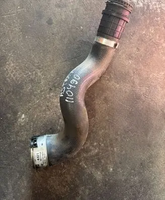 Opel Astra K Intercooler hose/pipe 39014321 4321 360578926