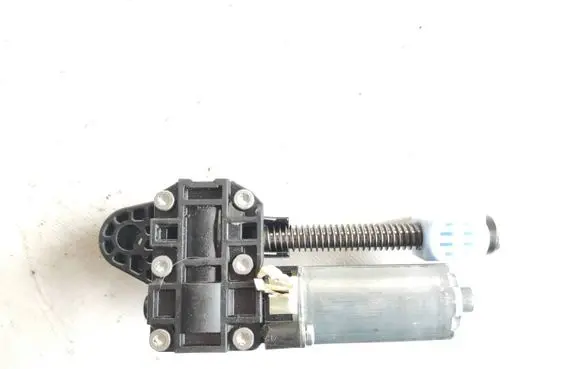 Mercedes-Benz C W205 Steering column adjust motor 0390203399