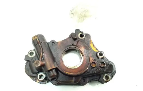Toyota Corolla E120 E130 Oil pump 151970D020