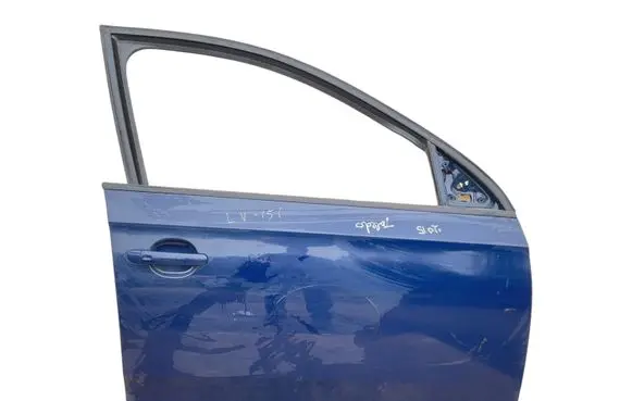 Seat Toledo IV (NH) Front door 5JA831312