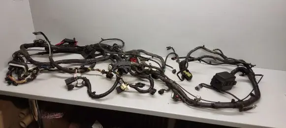 Jeep Grand Cherokee Engine installation wiring loom P68101277AB