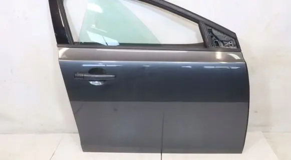 Volvo V40 Front door 