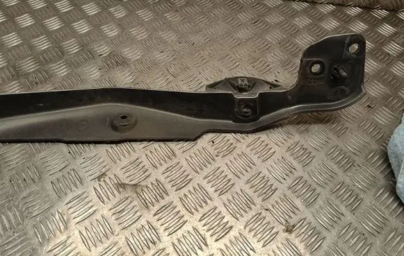 Renault Laguna III Fender mounting bracket 901270001R 631220001R
