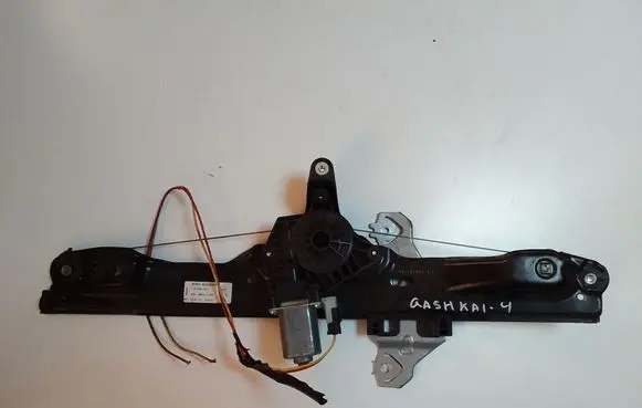 Nissan Qashqai Front door window regulator with motor C17691103