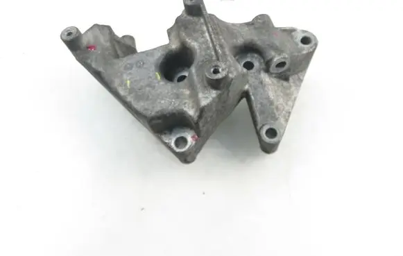 Renault Clio II Fuel pump bracket 7700101707