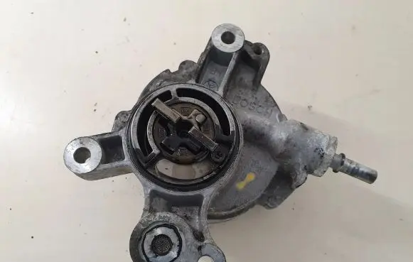 Peugeot Expert Vacuum pump D1651C2