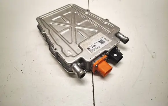 Chrysler Pacifica Hybrid/electric vehicle battery fan 68438720AA 2022600164