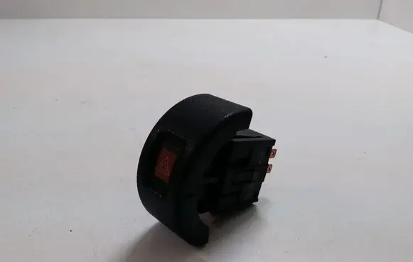 Opel Astra G Hazard light switch 09131728