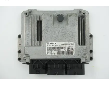Peugeot 208 Engine control unit/module 9807984080 0281030547