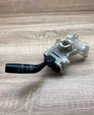 Mazda 626 Wiper control stalk 17B366 GE6T