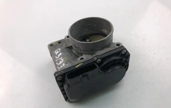 Volvo V50 Throttle valve 30711551
