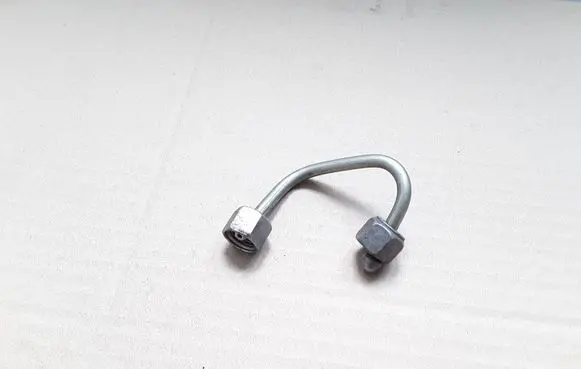 Suzuki Grand Vitara II Fuel injector supply line/pipe Z932