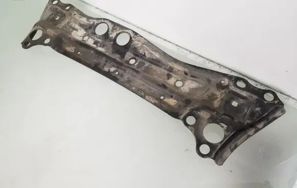 Toyota RAV 4 (XA40) Other under body part 