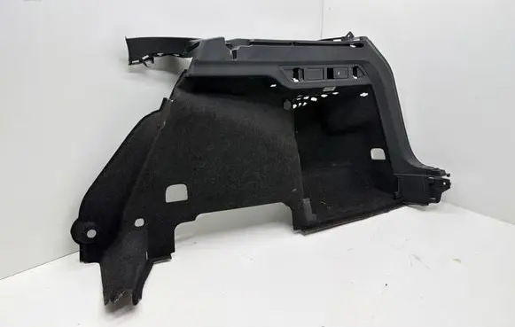 Trunk/boot side trim panel