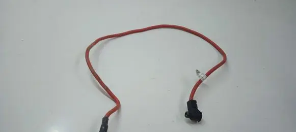 Mercedes-Benz GLC X253 C253 Positive cable (battery) T915103