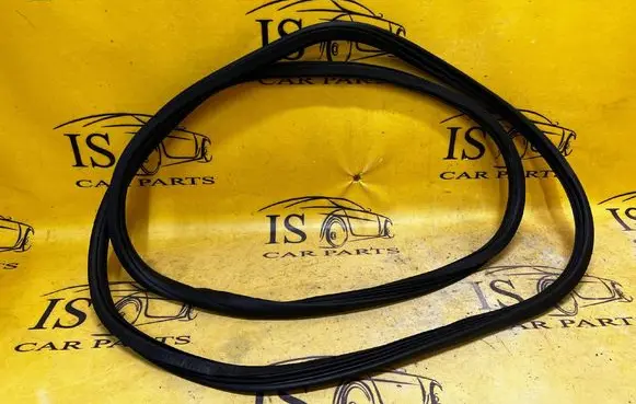 Porsche Cayenne (92A) Rubber seal front door (on door) 7P0867365H