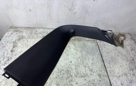 Opel Astra K Tailgate trim 39079441