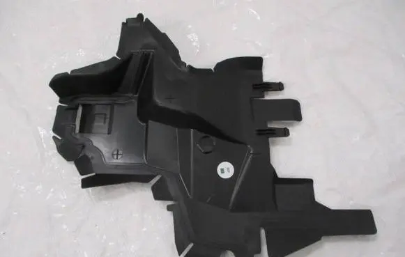 Citroen C3 Aircross Intercooler air guide/duct channel YQ00774880