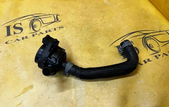 Ford Bronco Water pump MB3G-18D473-BD MB3G18D473BD MB3G-8B550-BC