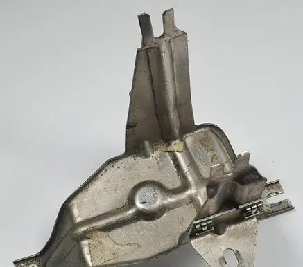 Porsche Boxster 986 ABS pump bracket 99635503302