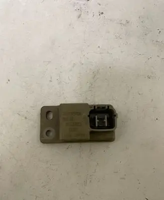 Toyota Avensis T250 Window wiper relay 8594205030
