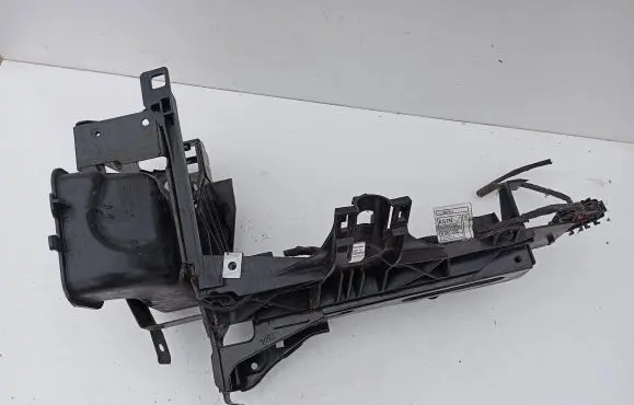 BMW 5 F10 F11 Headlight/headlamp mounting bracket 7200793 11071510
