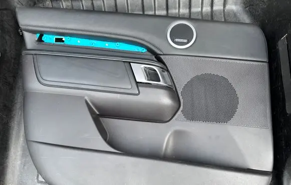 Land Rover Discovery 5 Front door card panel trim HY3220481A L0257612 HY3214A205AHD