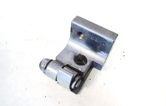Porsche Cayenne (9PA) Rear door lower hinge 7l0833401