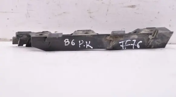 Volkswagen PASSAT B6 Front bumper mounting bracket 3C0807183