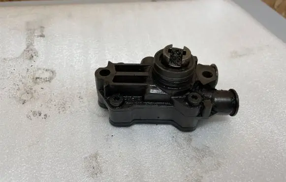 Mercedes-Benz E W210 Fuel injection high pressure pump A6110900250