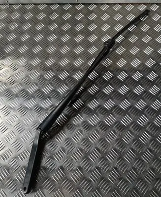 BMW X5 E70 Front wiper blade arm 178539 61617 6161715374204400