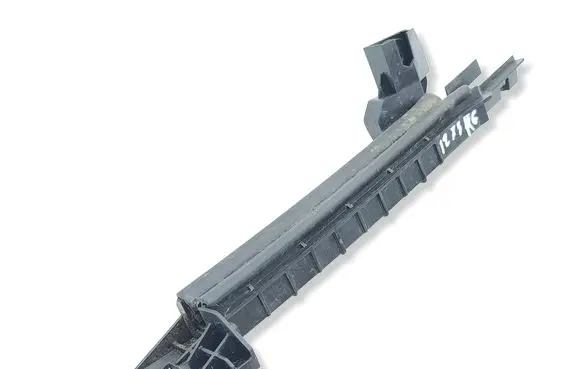 Citroen C4 III e-C4 Rear door windshield rail 9832978780