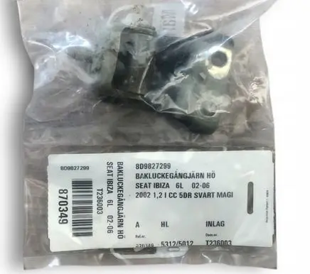 Audi A3 S3 8L Tailgate/trunk/boot hinge 8D9827299