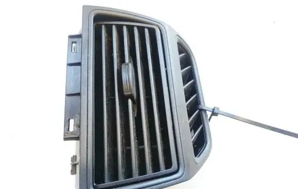 Fiat Grande Punto Dash center air vent grill sxgsx1 sx-gsx1