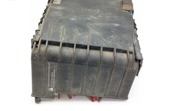Volkswagen Tiguan Fuse box set 1K0937125C