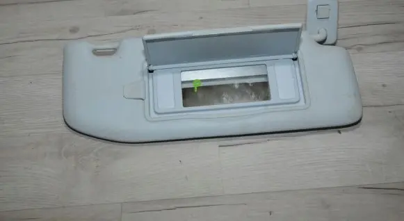 Peugeot 2008 I Sun visor