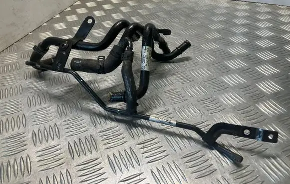 Volkswagen Golf VII Engine coolant pipe/hose 04L121064G 5Q0121064AS
