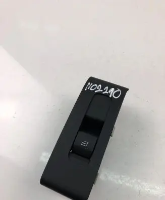 Volvo XC40 Electric window control switch 31456060