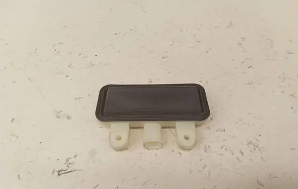 Mercedes-Benz E W212 Tailgate/trunk/boot exterior handle 2218702410