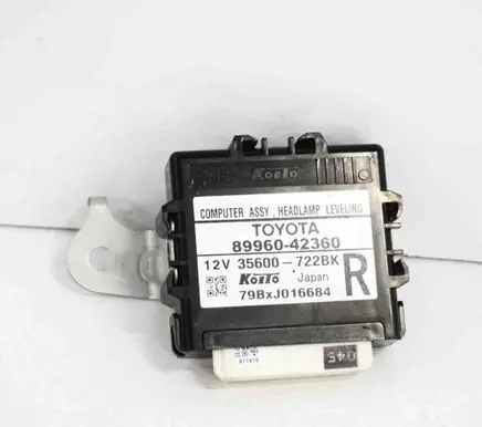 Toyota RAV 4 (XA40) Headlight ballast module Xenon