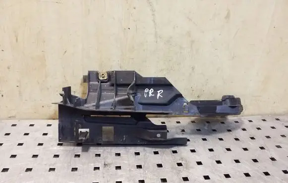 Ford Focus Other engine bay part BM51A02476AE