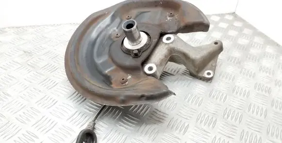 Skoda Yeti (5L) Rear wheel hub 3C0505435F 1Q0615611E