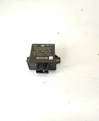 Mercedes-Benz E W211 Light module LCM 5DF00827802 A2118703126
