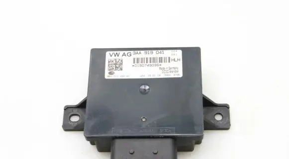 Volkswagen PASSAT B7 Other control units/modules 3AA919041