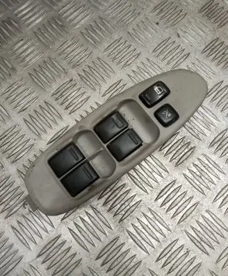 Nissan Almera Tino Electric window control switch