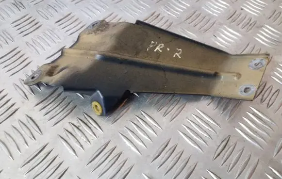 Opel Antara Fender mounting bracket