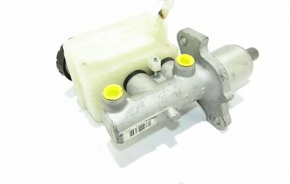 Master brake cylinder