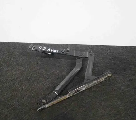 Maserati GranTurismo Tailgate/trunk/boot hinge