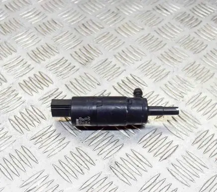 BMW 3 E92 E93 Windscreen/windshield washer pump 8377430