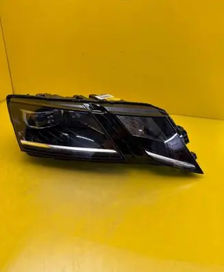 Skoda Octavia Mk3 (5E) Headlight/headlamp 5E1941016E